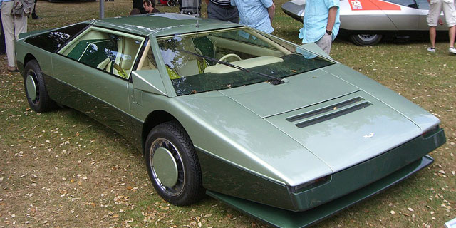 Aston Martin Bulldog